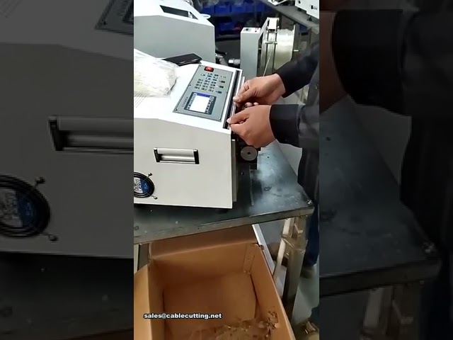 Αυτόματη Μηχανή Απογύμνωσης Υπολογιστή με Μηχανή Κοπής Ιμάντα Μετάδοσης και Ηλεκτρονικής Επένδυσης